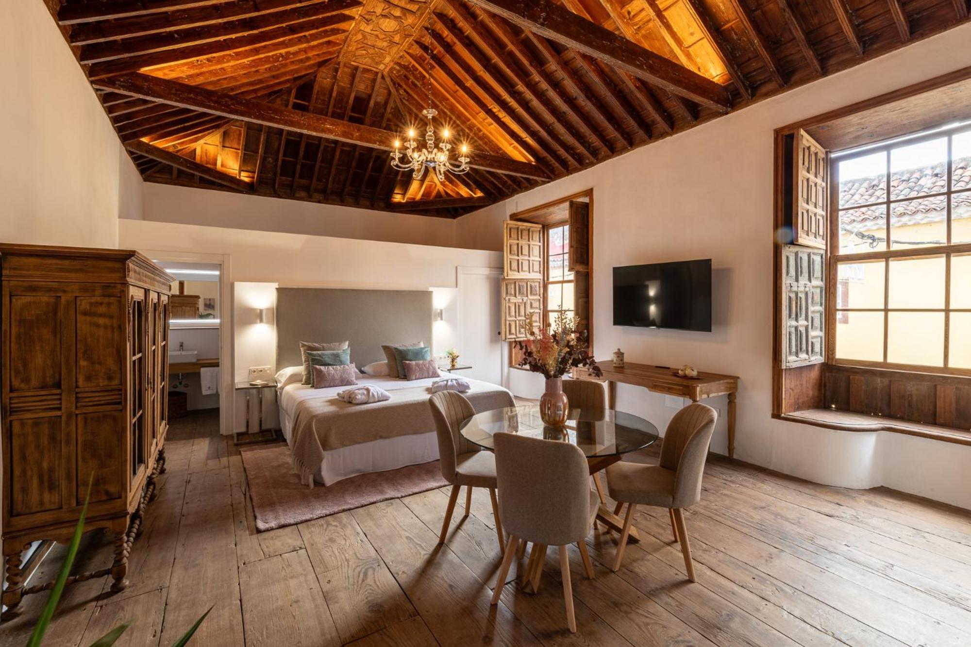 La Casa De La Camelia Hotel La Laguna  Ngoại thất bức ảnh