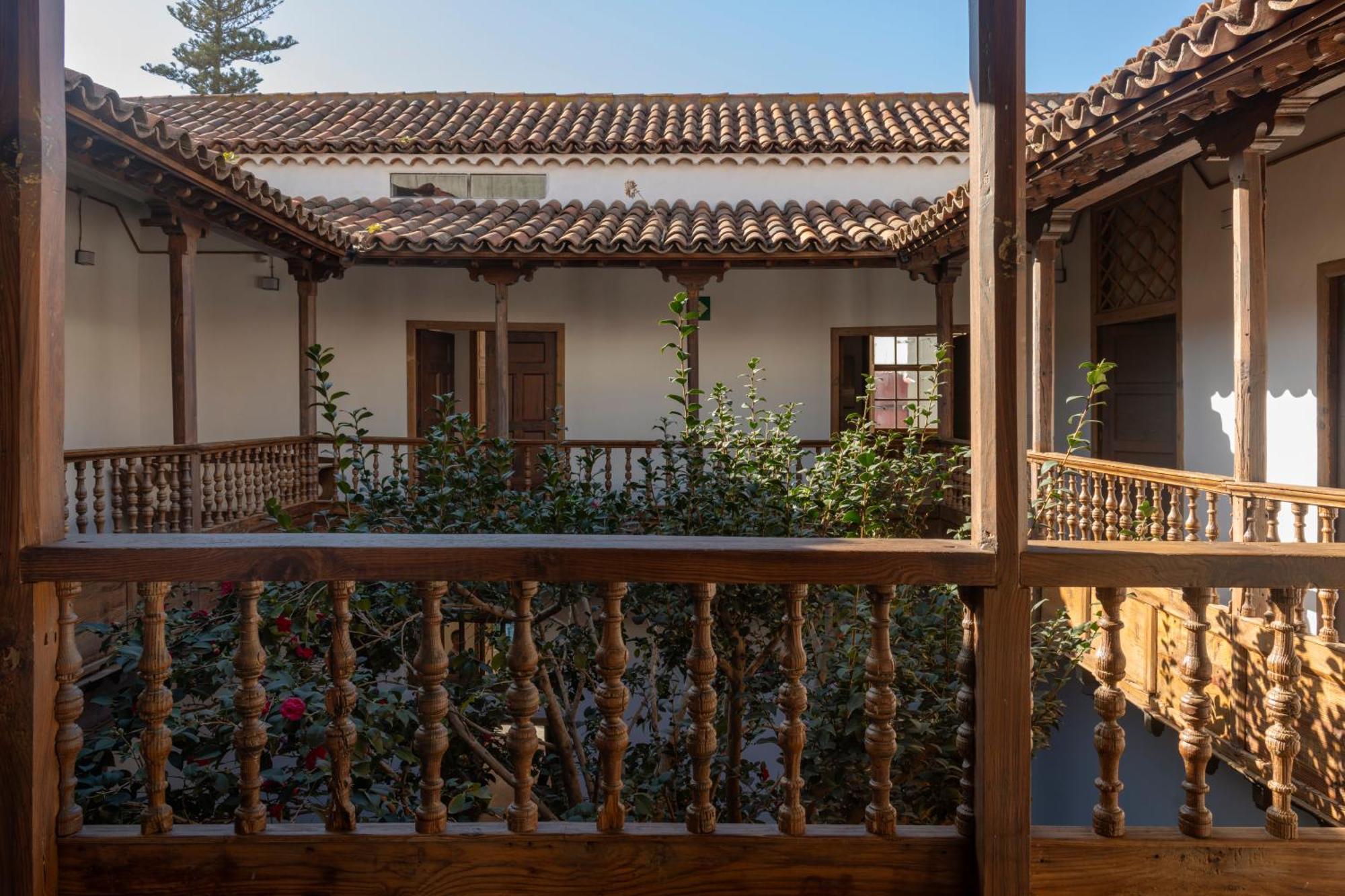 La Casa De La Camelia Hotel La Laguna  Ngoại thất bức ảnh